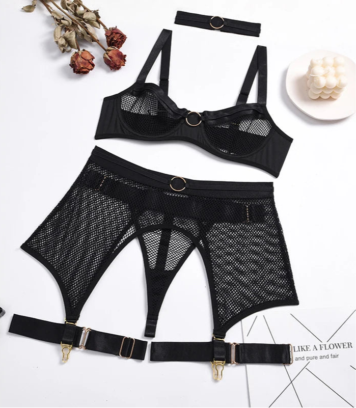 EMILY - Three-piece underwear set